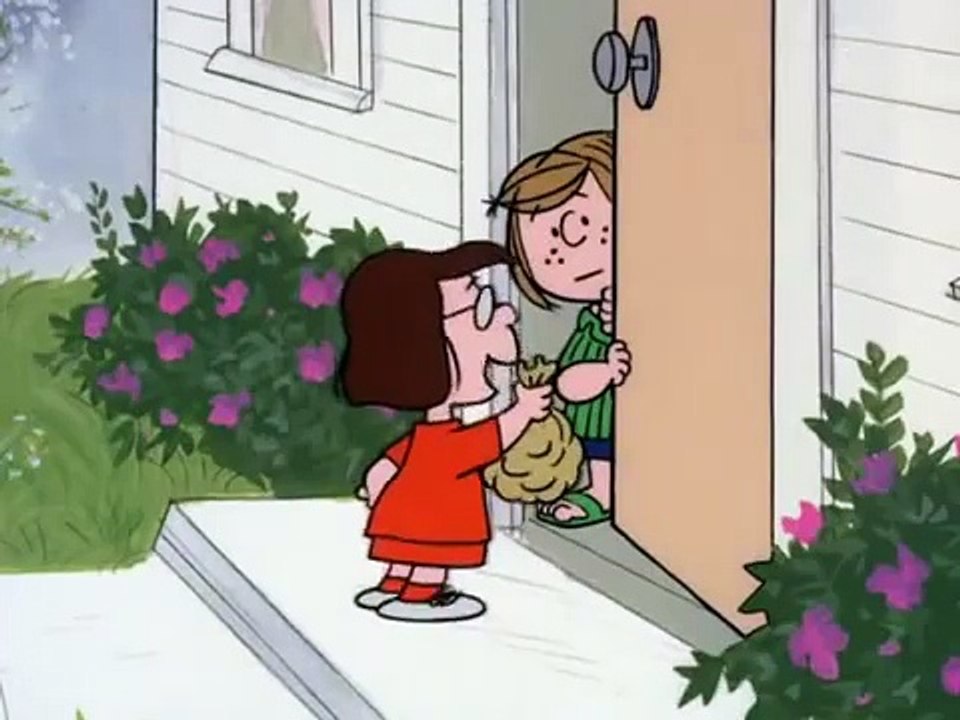 Its the Easter Beagle, Charlie Brown - Opening