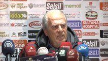 Mustafa Denizli'den Görevi Bırakma Sinyali