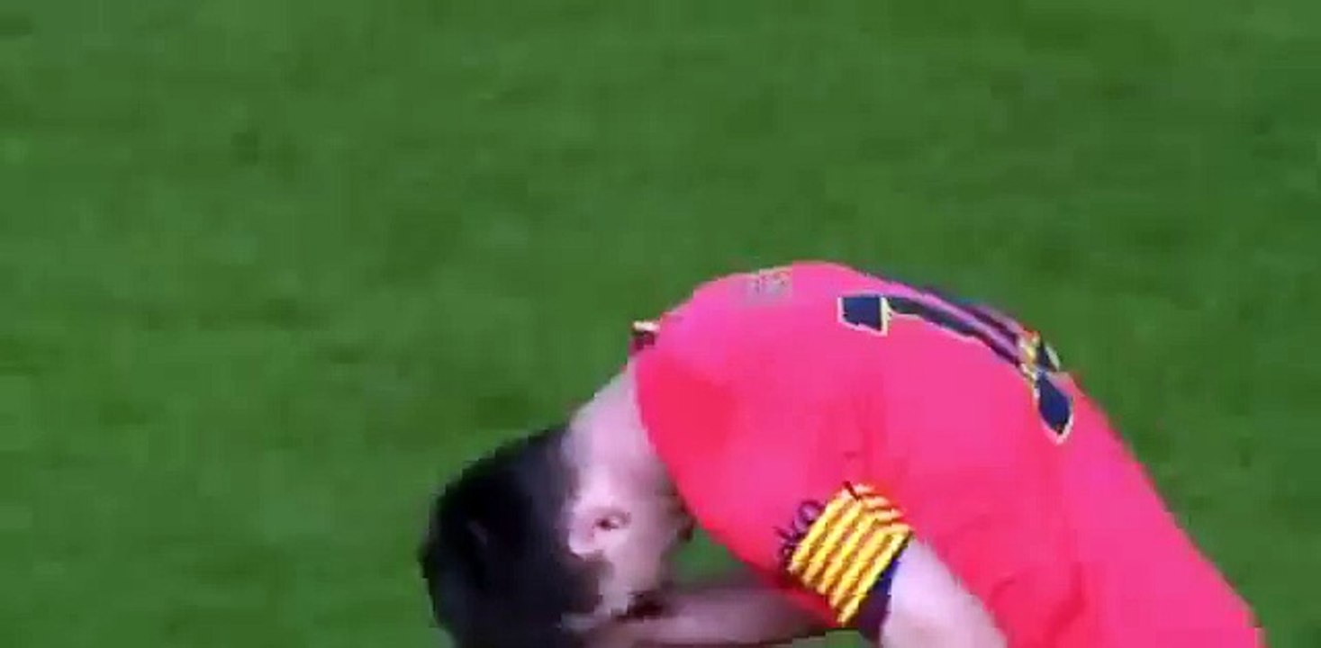 FC Barcelonas Leo Messi was then given a yellow card for complaining
