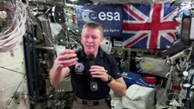 Tim Peake demonstrates gyroscope stabilisation