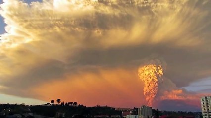 The eruption of the volcano in Chile began erupting volcano Calbuco Chile