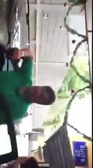 Continuação de Fabiola na manicura.