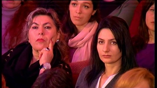 KRYEMINISTRI RAMA I PERGJIGJET AKUZAVE TE PD,“JAM FEMINIST DHE ARTIST” LAJM mpg