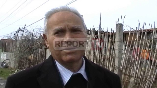 Reprot TV - “Mjerimi”, 3 anëtarët e familjes fierake “ngujohen” në banesë