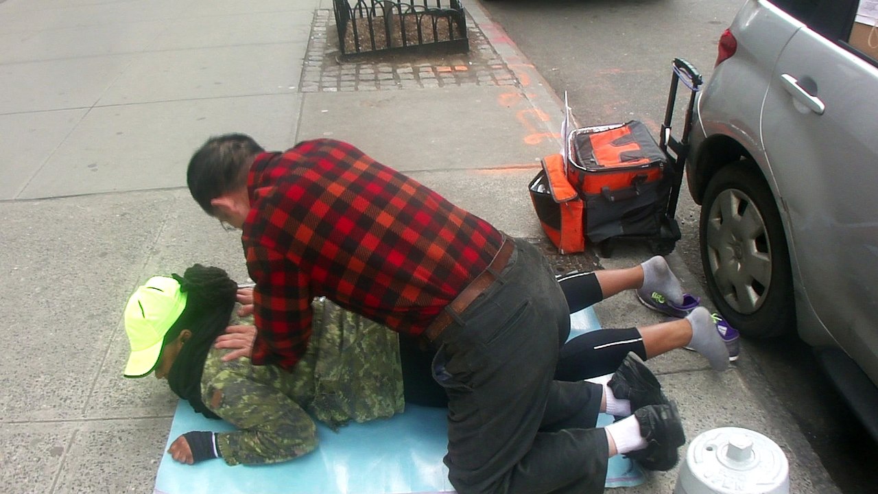363 Street spiritual massage 街上精神按摩