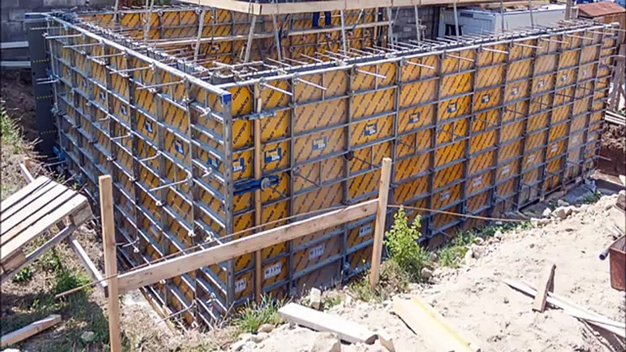 Stavba domu za 50 sekúnd ⁄ Building house in 50 seconds - YouTube