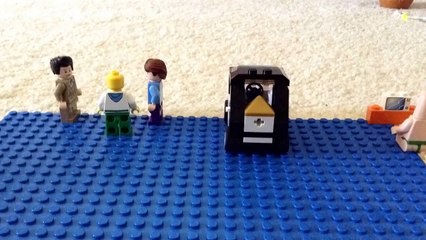 LEGO Finding a area to poo-pee