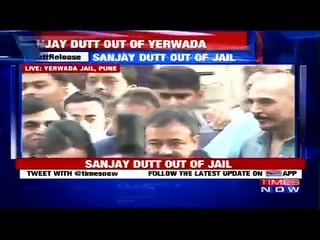 Sanjay Dutt Walks Free Out Of Pune's Yerwada Jail After 42 Months
