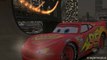 Stunt Speedway Park Lightning McQueen car disney pixar night race in the city diving