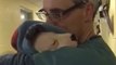 La vidéo aux 7 millions de vues: un vétérinaire réconforte un chiot après son anesthésie