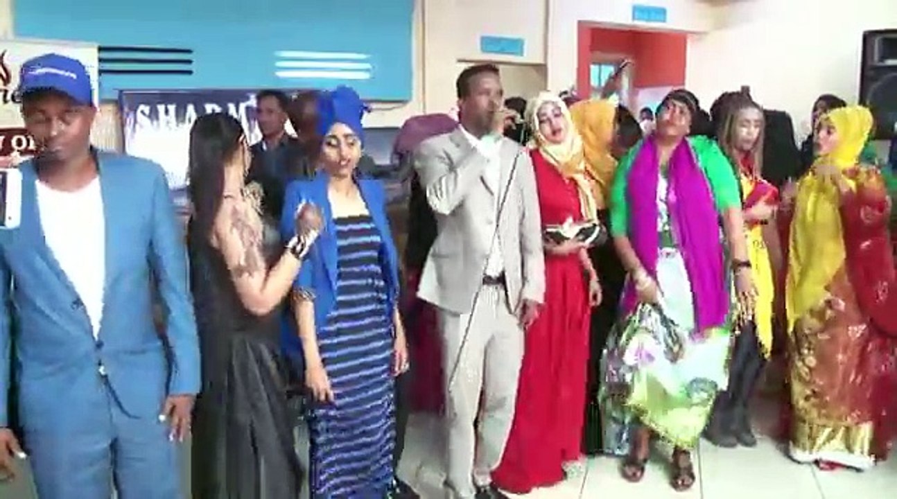 HEES CUSUB AXMED BIIF WA HABEEN DARENLOO NAIROBI SHOW 2015