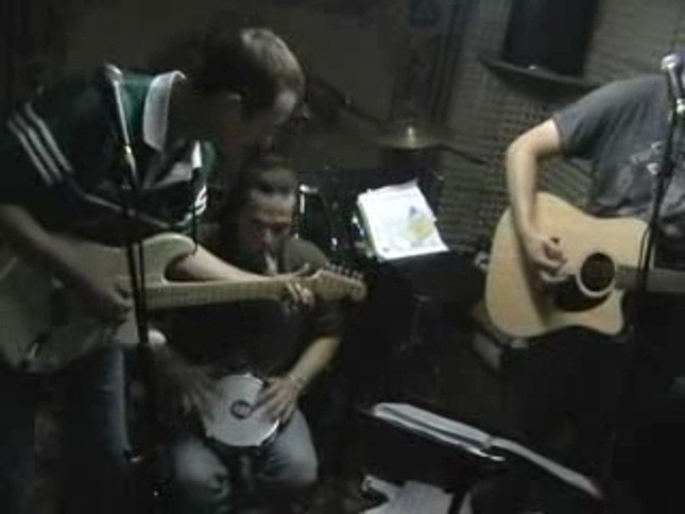 Barbes Clichy by El Guernouille