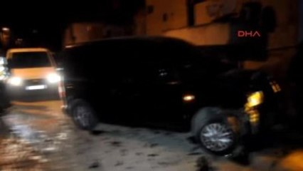 Nazilli Kaçan Firari Aracıyla Ekip Otosuna Çarptı: 1 Yaralı