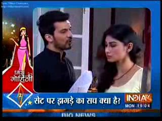 Naagin 29th February 2016 Arjun aur Moni Ka Set Par Hua Jagda jis se Moni ne Choda Naagin Show