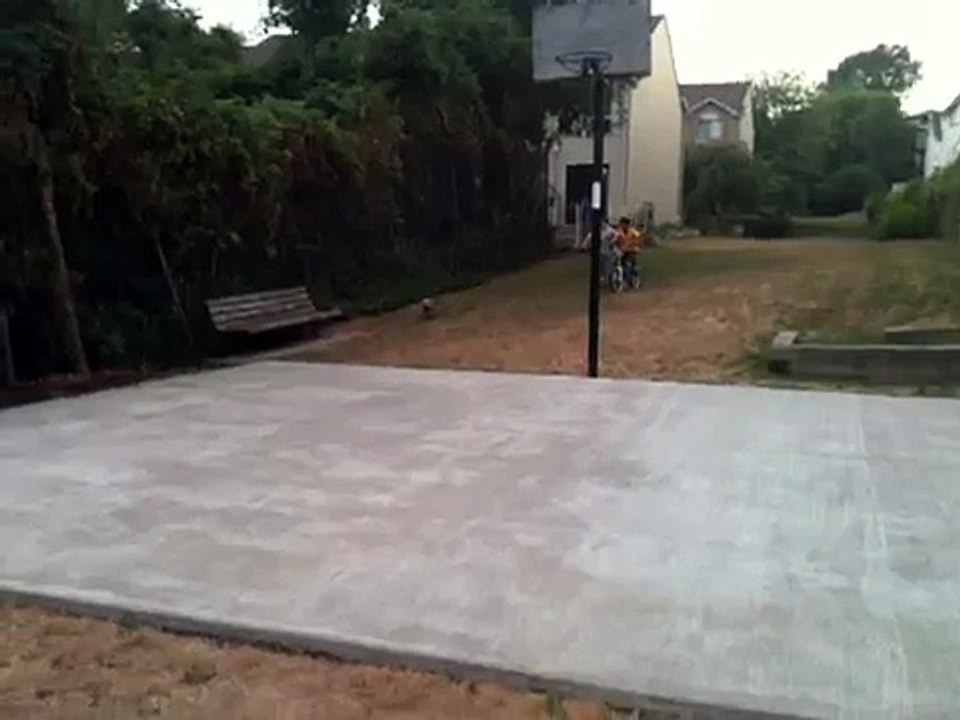 Ouch ! Balls Of Steel !