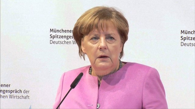 Merkel: Nuk mund ta lejojmë zhytjen e Greqisë në kaos - Top Channel Albania - News - Lajme