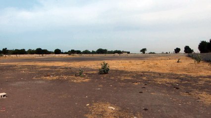 La fin du chantier de la clôture au collège de MBODIENE, 29 février 2016