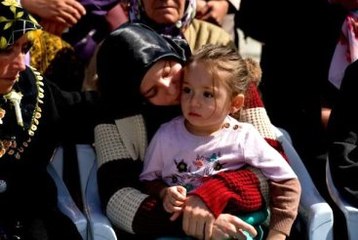 Şehit Polisi, Ilgın'da 10 Bin Kişi Son Yolculuğuna Uğurladı