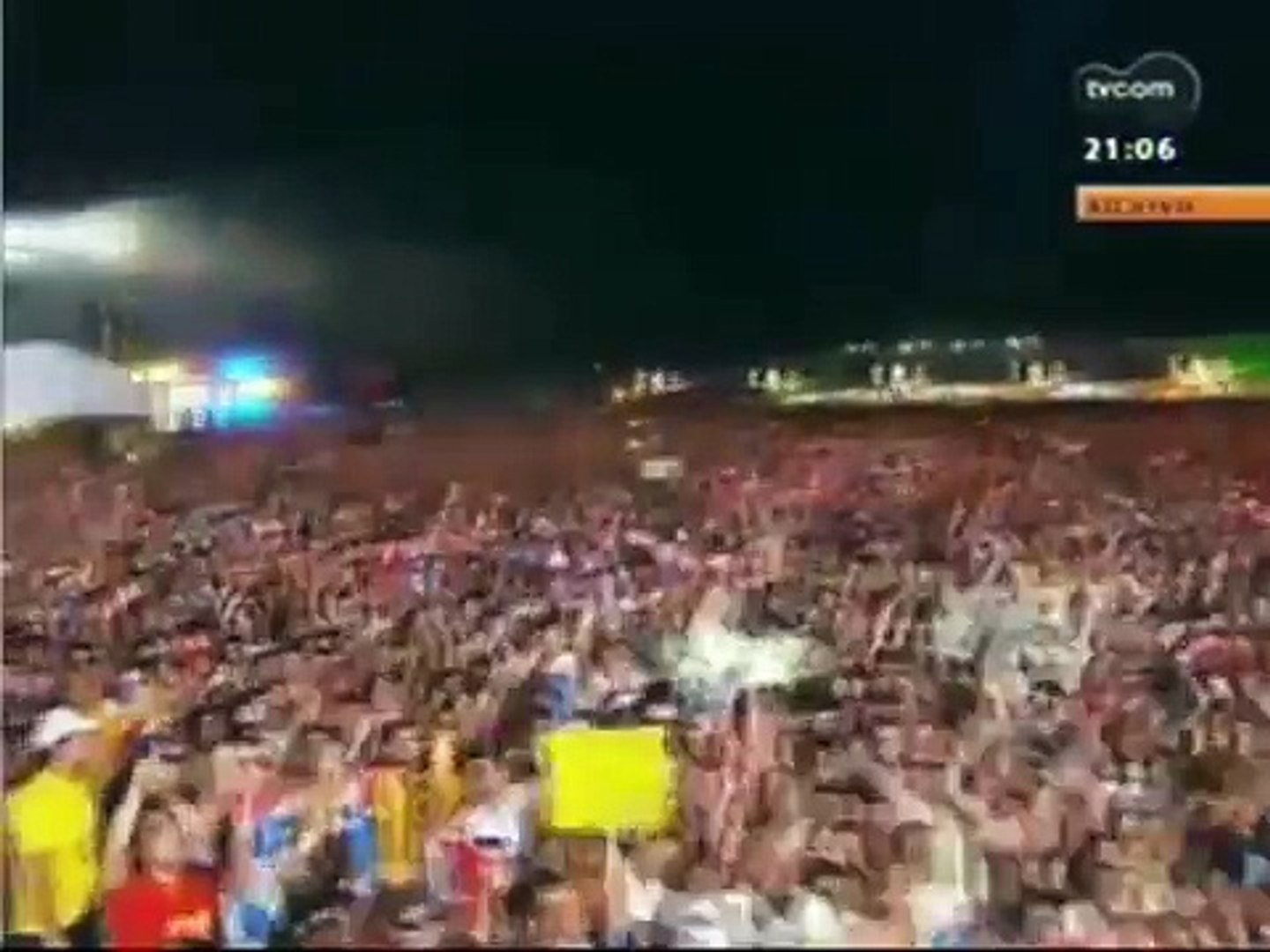 Homenagem ao Charlie Brown Jr. - Raimundos e Comunidade Nin-Jitsu no Planeta Atlântida 2014 RS