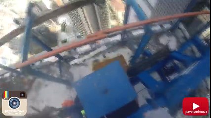 Selfie için 240 metrelik vince tırmandılar