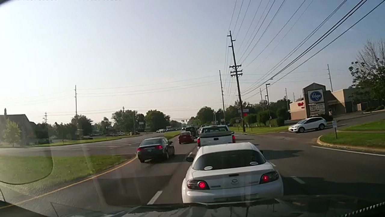 Dash Cam Catches Car Crash  Really Bad Drivers