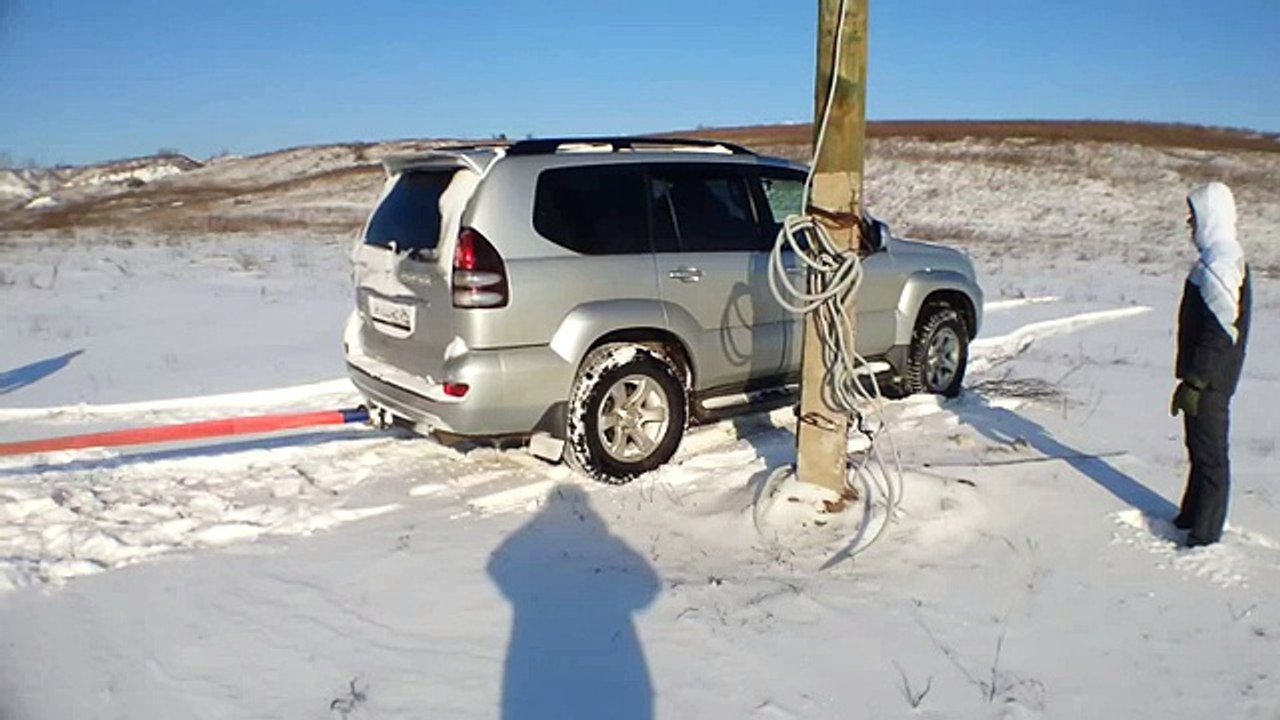 Натягиваем бугельный трос. Горнолыжный склон Хоперский снег 19.01.2014