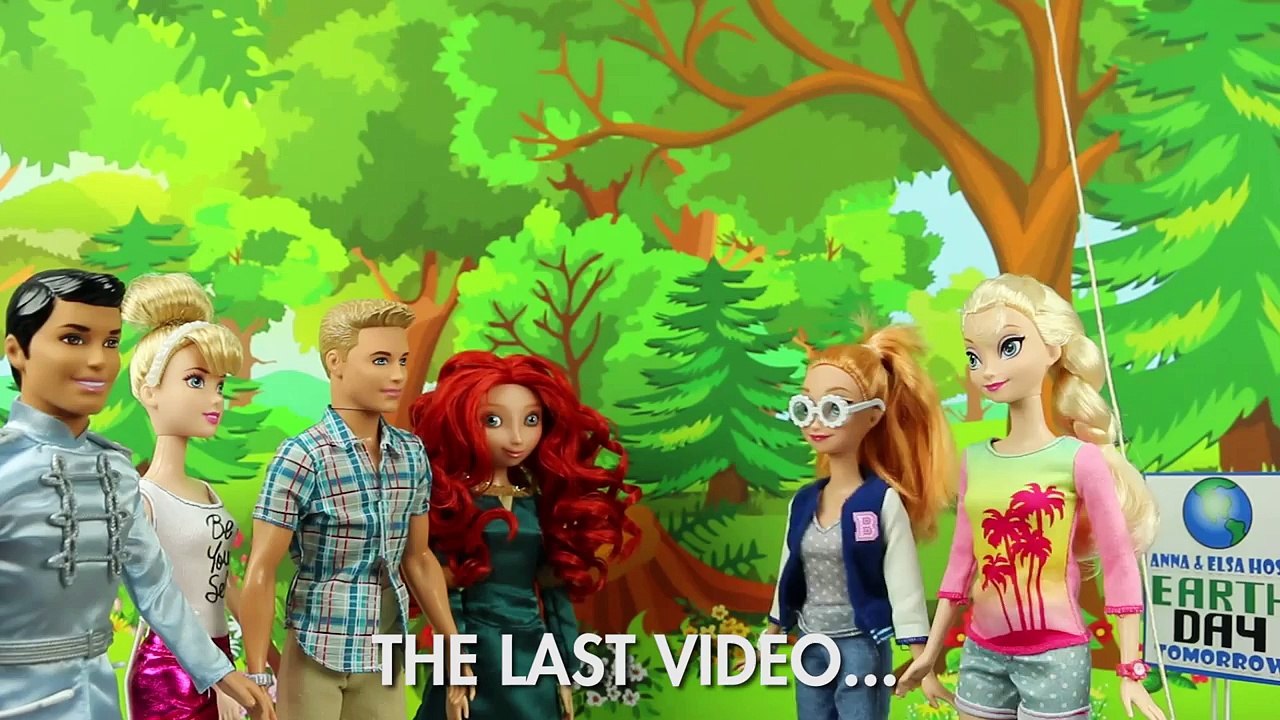 Hans Saves Anna & Elsa from the Duke of Weselton when he Attacks. DisneyToysFan
