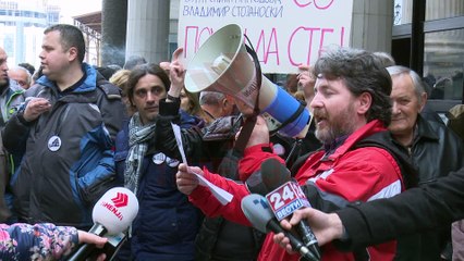 Protesta para Kushtetueses, kerkohen doreheqje