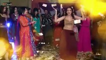 BOLLYWOOD WEDDING MUJRA SEXY DANCE 2016
