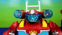 Playskool Heroes Electronic Transformers Rescue Bots Heatwave the Fire Bot robot saves fire