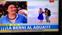 A Reportera Se Le Cae El Bikini En Plena Transmisión En Vivo!!!