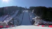 Saut à ski: la terrible chute de Thomas Diethart