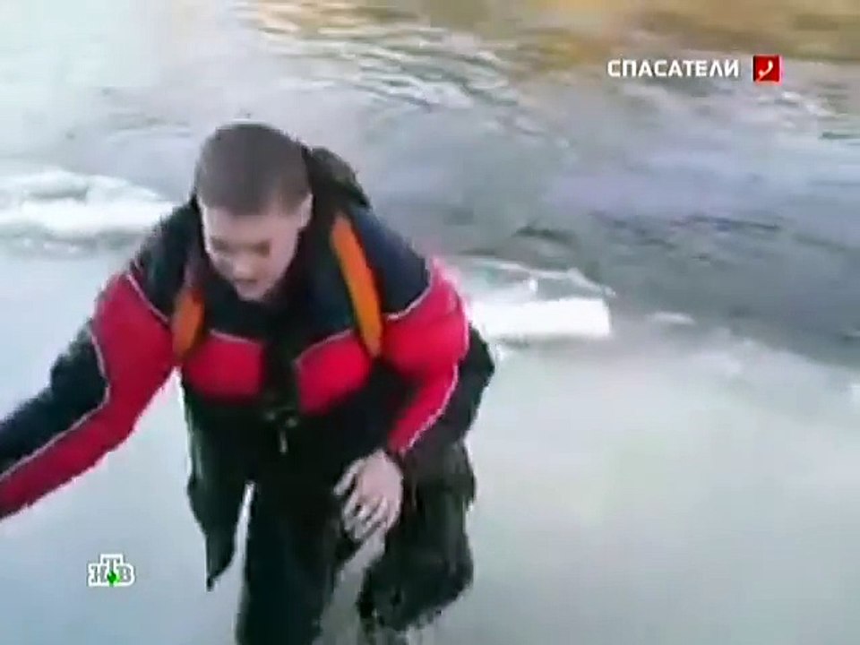 Школьник провалился под лед!