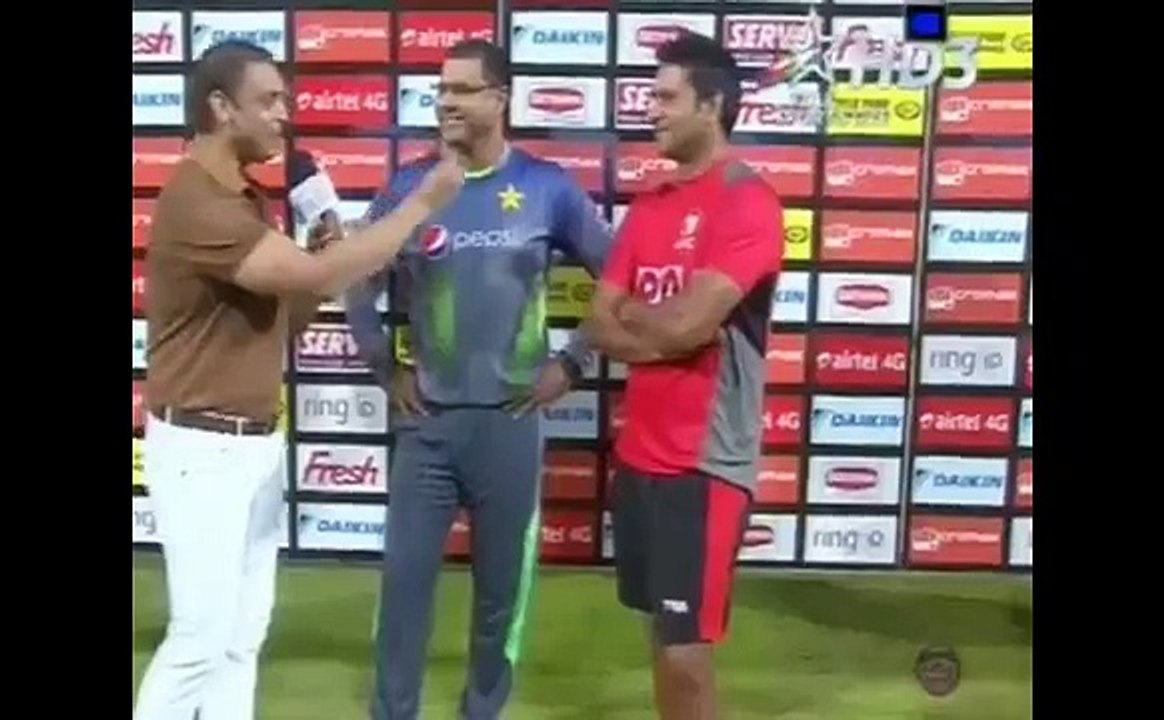 Check out Aaqib Javed’s Reply on Shoaib Akhtar’s Question