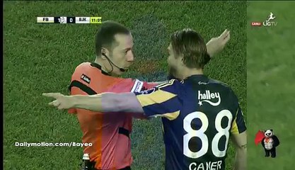 下载视频: Yellow Card Bruno Alves HD - Fenerbahce 1-0 Besiktas - 29-02-2016 Süper Lig