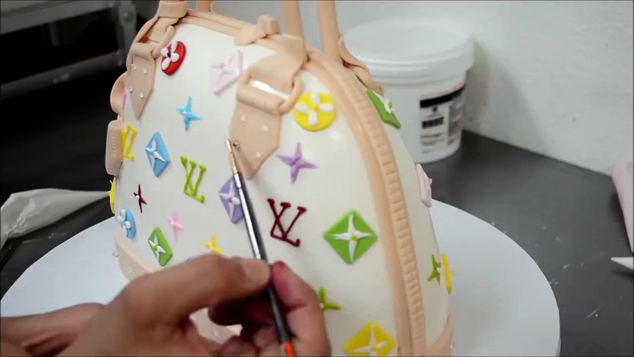 Louis Vuitton Purse Cake