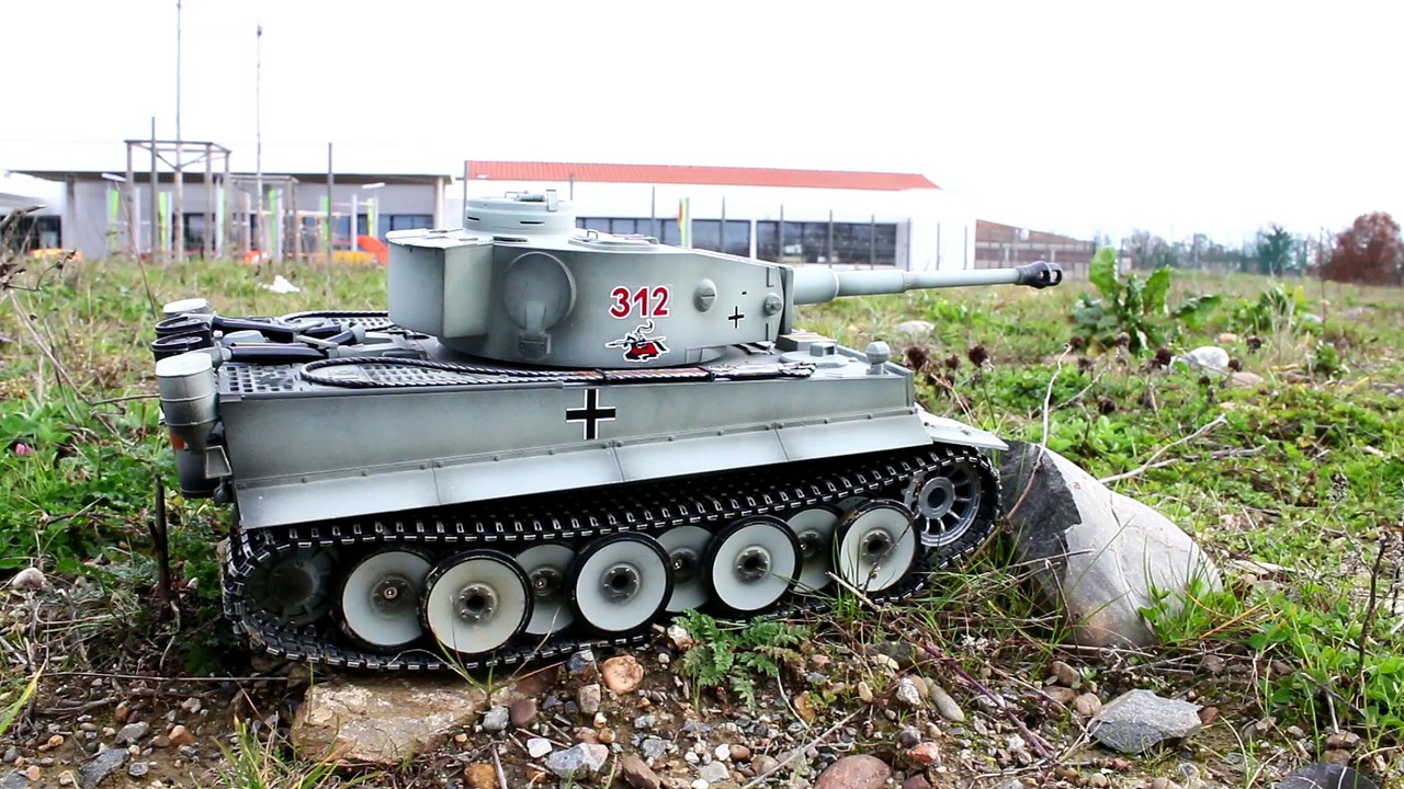 RC Tank 1/16 Taigen Tiger I - Climbing Challenge
