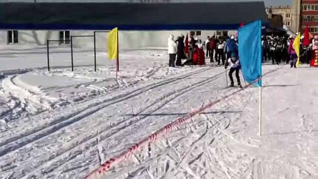 Школьная спартакиада, лыжные гонки, мой старт и финиш