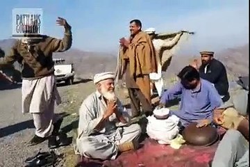 Exceptioanal Pashto Dance By Old Baba in 2016
