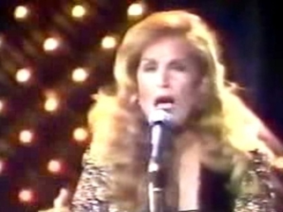 Dalida - Mourir Sur Scéne (Live 1983)