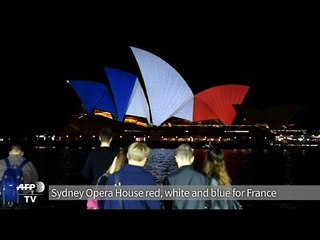 Sydney Opera House red, white and blue for France
