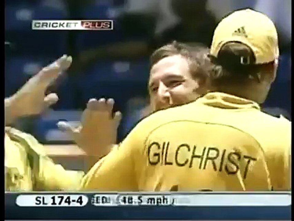 Brad Hogg unplayable delivery - brilliant keeping by Adam Gilchrist