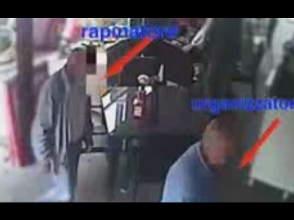 Ercolano (NA) - Rapinatori uccisi da gioielliere, preso il "palo" della banda (29.02.16)