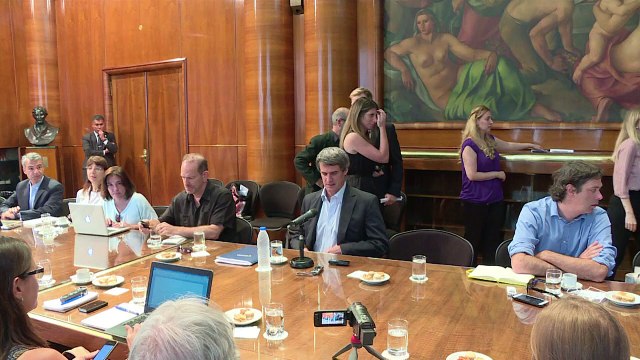 Argentina acuerda con acreedores pago de deuda, según mediador