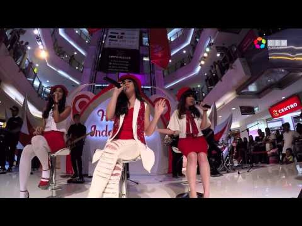 Cherrybelle - Malam Minggu at Plaza Semanggi 2015