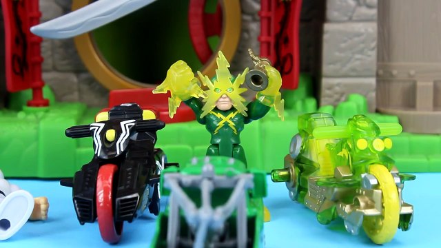 The Hulk & The Hulk Car Mater save Lightning McQueen Piston Cup from Electro Just4fun290