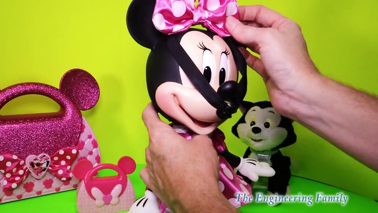 MINNIE MOUSE Disney Junior Mickey Mouse Clubhouse Talking Fashion Minnie Mouse Video Toy Review