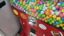 ガムボールマシーン(^。^) Gumball Machine　ガム　Gum　Candy Machine