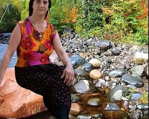 Roza Metushi Boll e mire ma more bjeshken (Official Video HD)