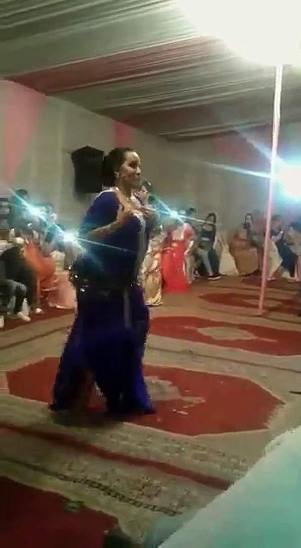 رقص شعبي مغربي خطير Chaabi Maroc - فيديو Dailymotion